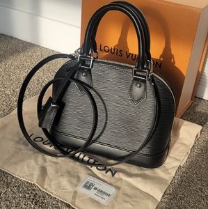 Louis Vuitton Alma bb